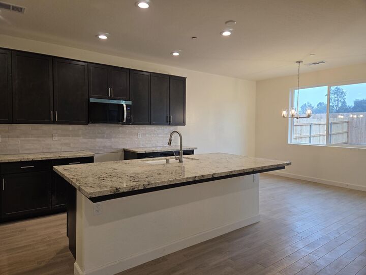 Property Photo: 2250 N Hilton Street Syc29 CA 93291