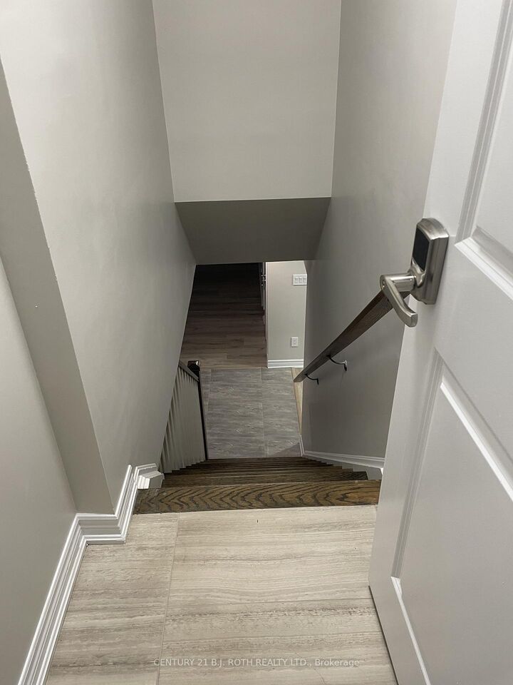 Property Photo:  225 Cox Mill Road  ON L4N 4G7