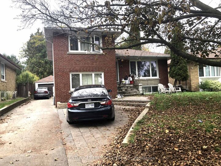 Photo de la propriété:  22 Perivale Crescent  ON M1J 2C1