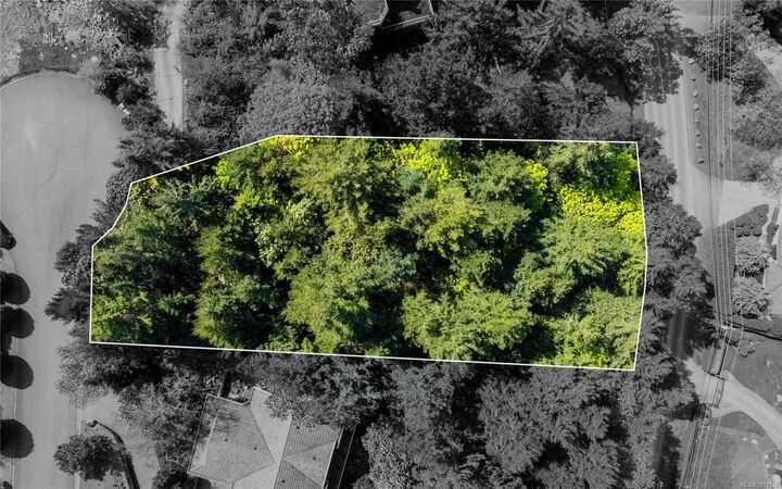Property Photo:  Lot 20 Highland Rd  BC V9P 9G6 