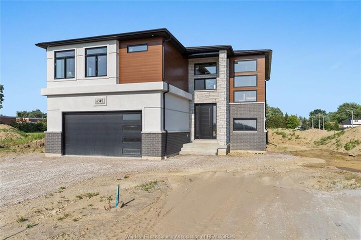 Photo de la propriété: 4512 Ursula ON N0R 1A0