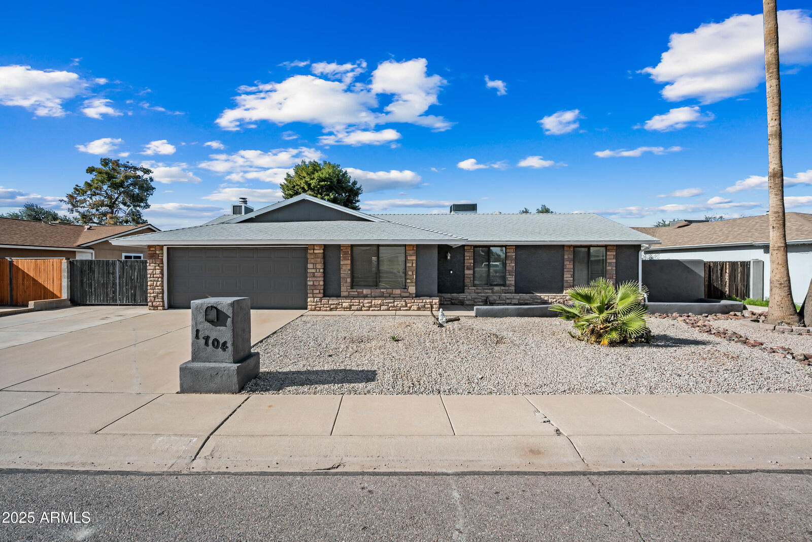 Property Photo:  1704 W Rosal Drive  AZ 85224 