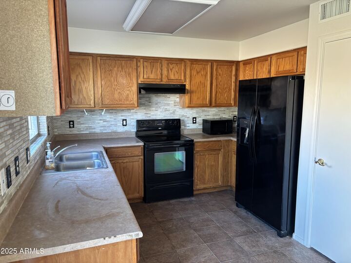 Property Photo: 16234 N 165th Lane AZ 85388