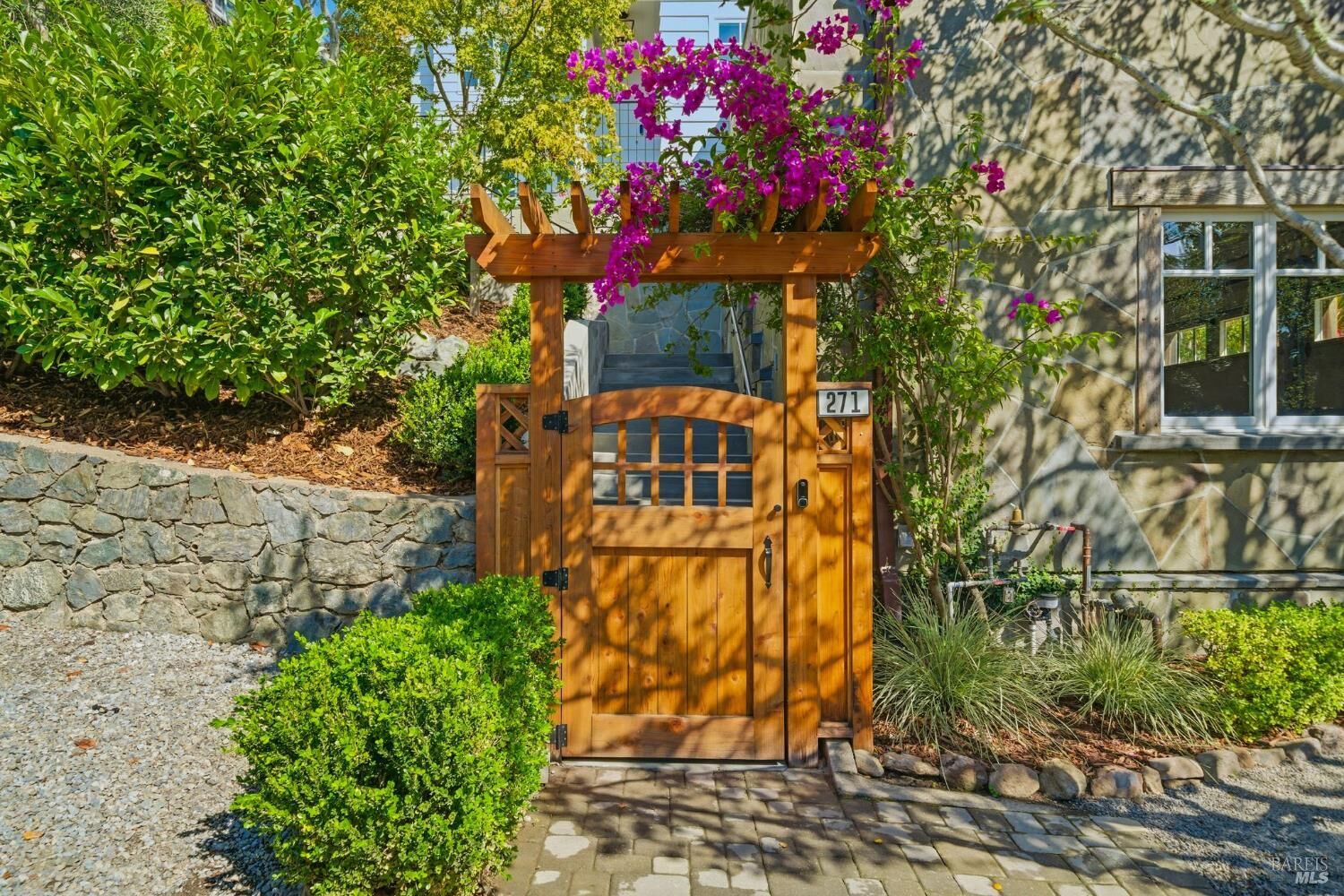 Property Photo:  271 Oakdale Avenue  CA 94941 