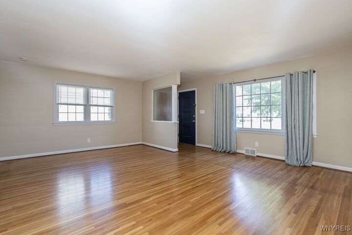 Property Photo:  2470 Eggert Road  NY 14150