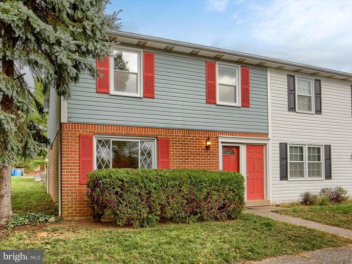 Property Photo:  5400 Oxford Drive G  PA 17055