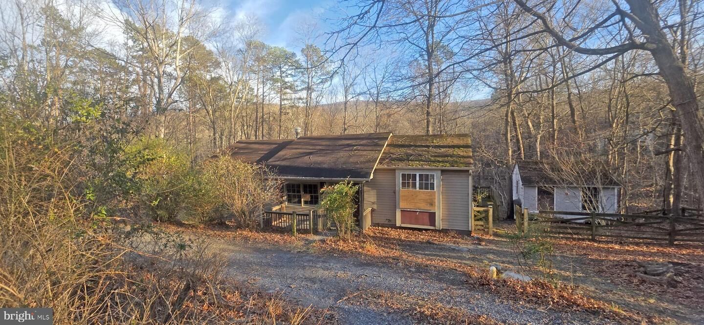 Property Photo:  298 Honey Farm Lane  VA 22630 