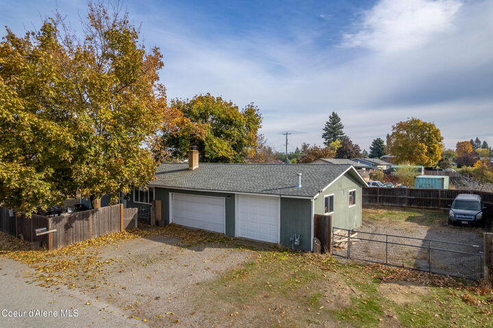 Property Photo:  1164 N Syringa St  ID 83854