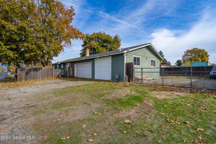Property Photo: 1164 N Syringa St ID 83854