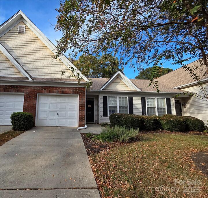 Property Photo:  4412 Glenlea Commons Drive  NC 28216
