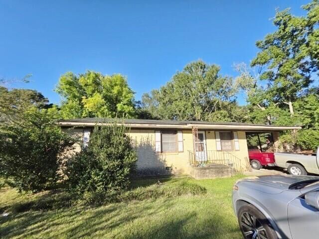 Property Photo:  20 Newark Avenue  SC 29445 