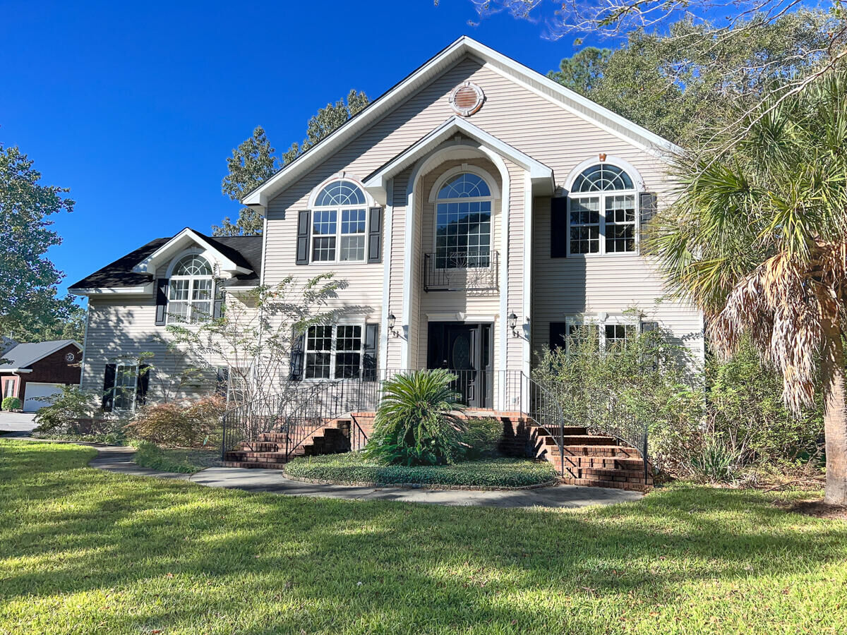 Property Photo:  100 Sutton Lane  SC 29445 