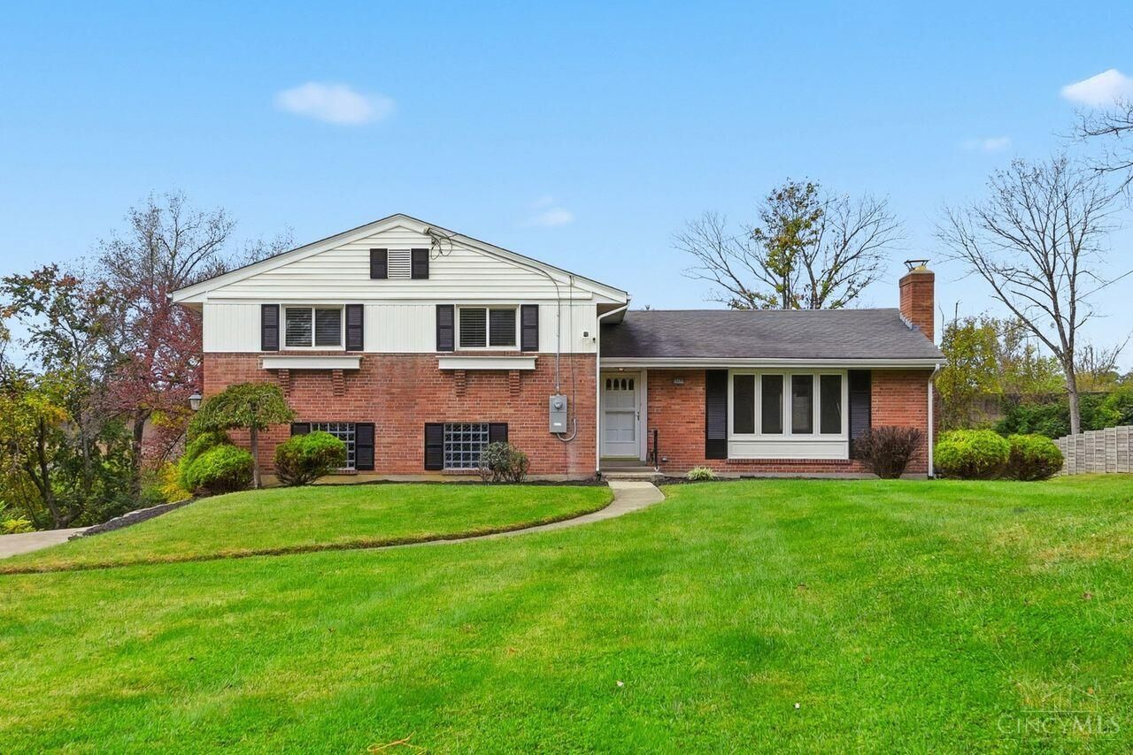 Property Photo:  10489 Cinderella Drive  OH 45242