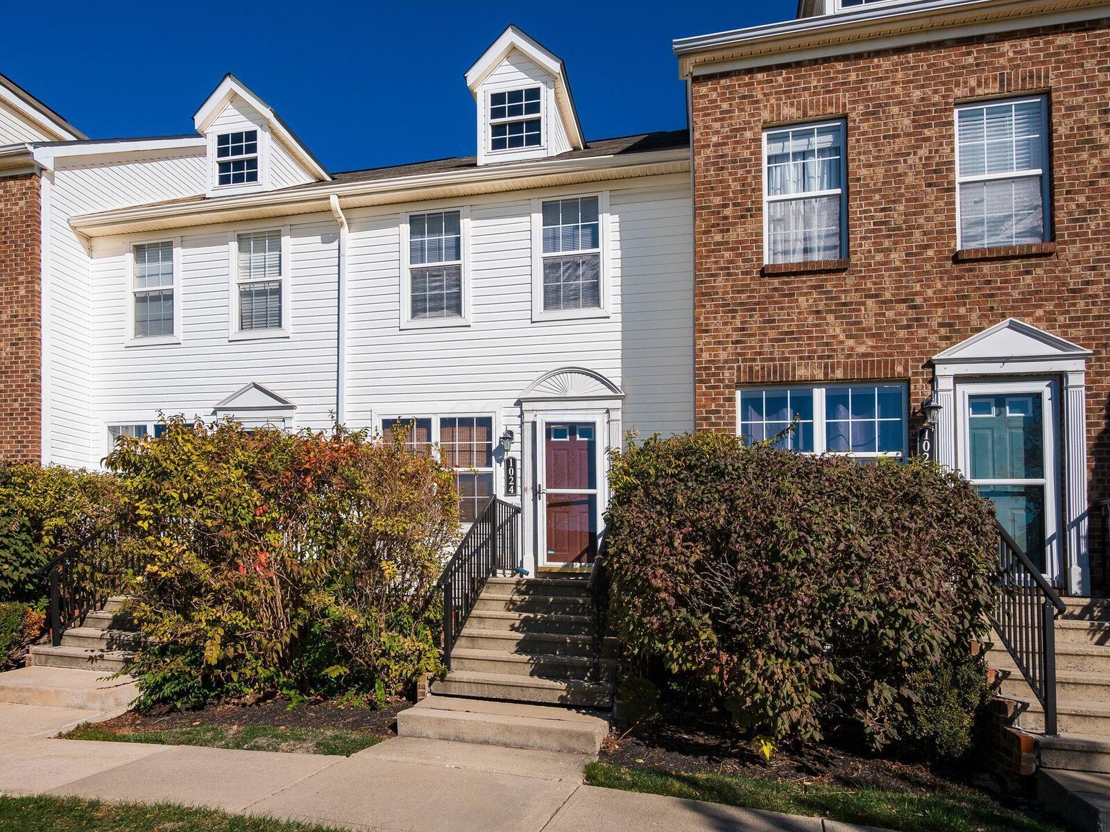 Property Photo: 1024 Hartford Village Boulevard OH 43228