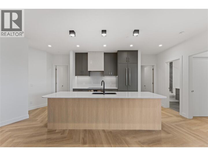 Property Photo:  3340 Lakeshore Drive 414  BC V1W 0H6