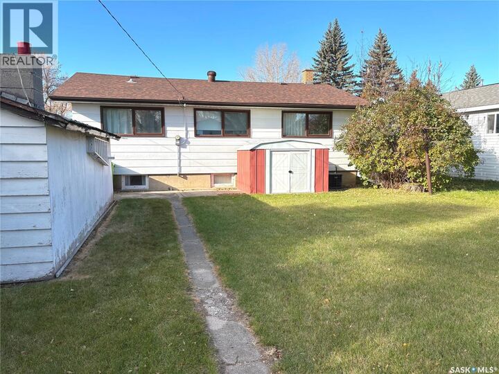Property Photo: 235 Company Avenue S SK S0G 1S0