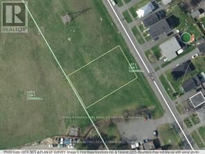 Property Photo:  17&19 Danis Avenue  ON K6H 5E5 