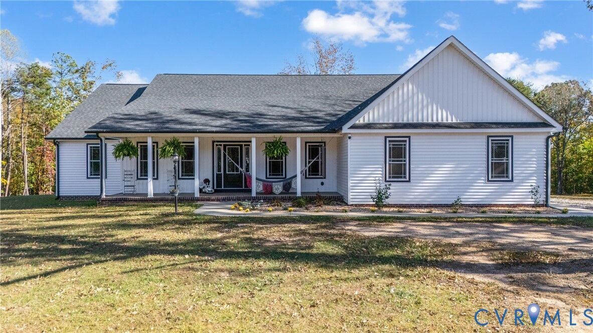 Property Photo:  2072 Cumberland Road  VA 23901