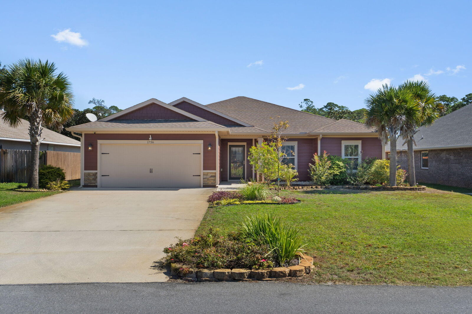 Property Photo:  1736 Shellfish Drive  FL 32566