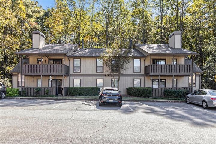 Property Photo:  708 Woodcliff Drive  GA 30350