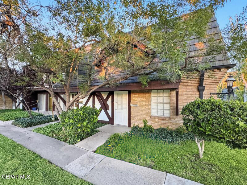 Property Photo: 350 Thunderbird Drive 32 TX 79912