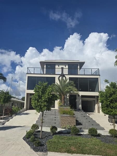 323 Hendricks Isle  Fort Lauderdale FL 33301 photo