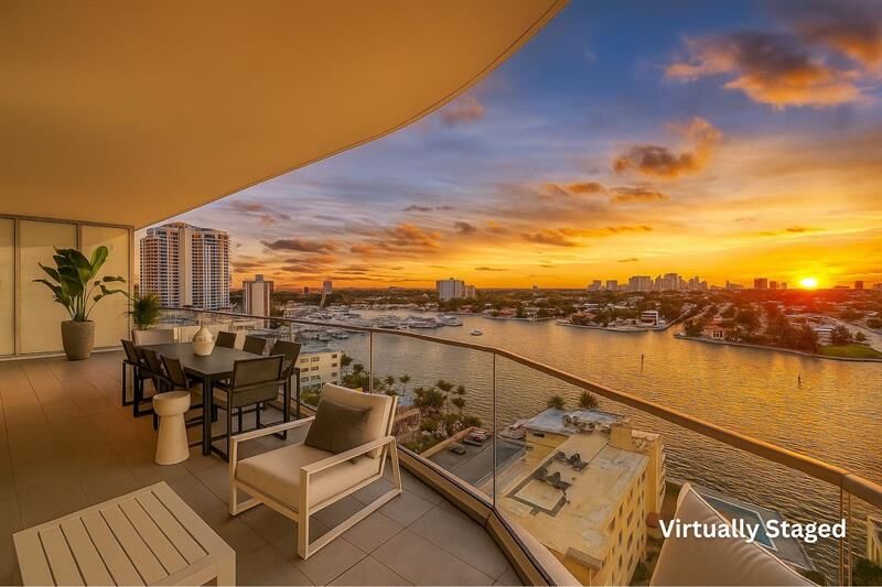 Property Photo: 153 N Seabreeze Blvd 1004-S FL 33304