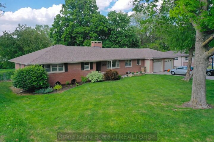 Property Photo: 2426 Pioneer NE 68801