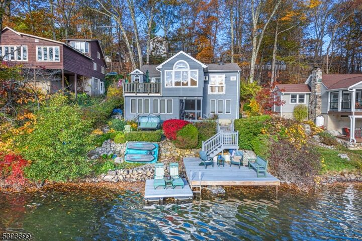340 W Lakeshore Dr  Vernon Twp. NJ 07422 photo