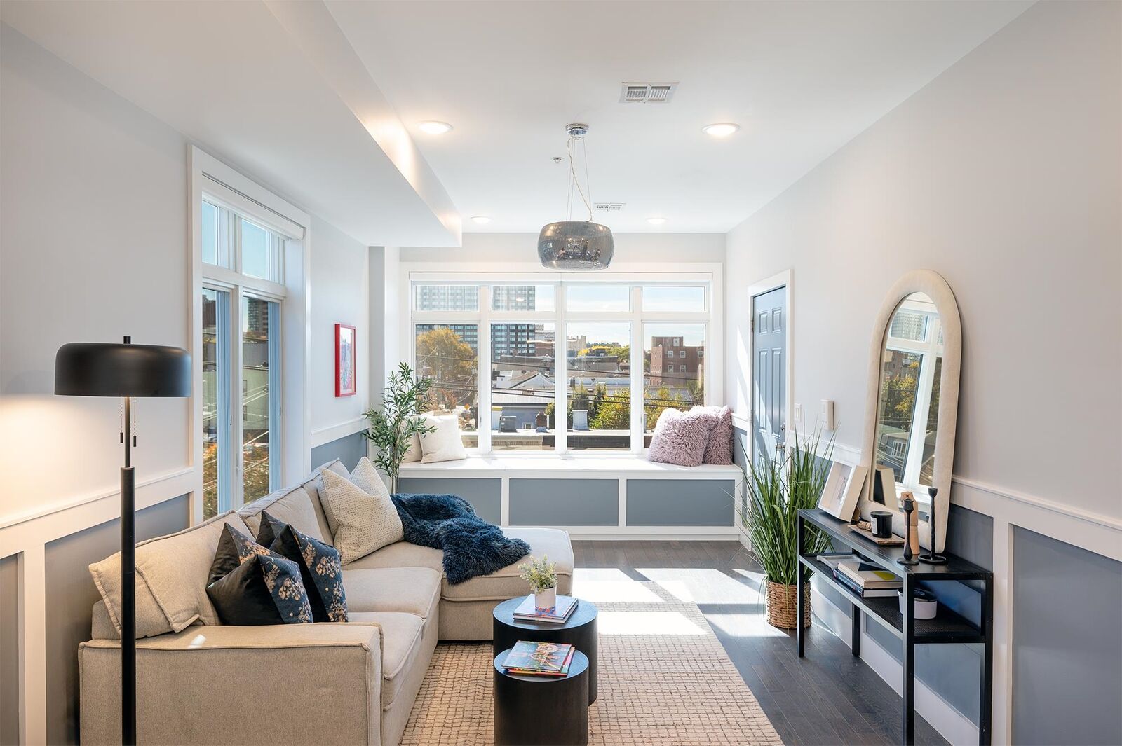 Property Photo: 270 St Pauls Ave 4 NJ 07306