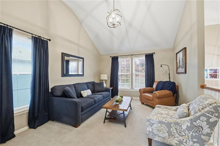 Property Photo:  964 E Cottage Creek Drive  KS 66030