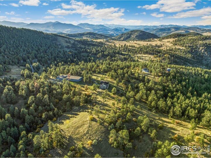 Property Photo:  20682 Falcon Wing Rd  CO 80454 