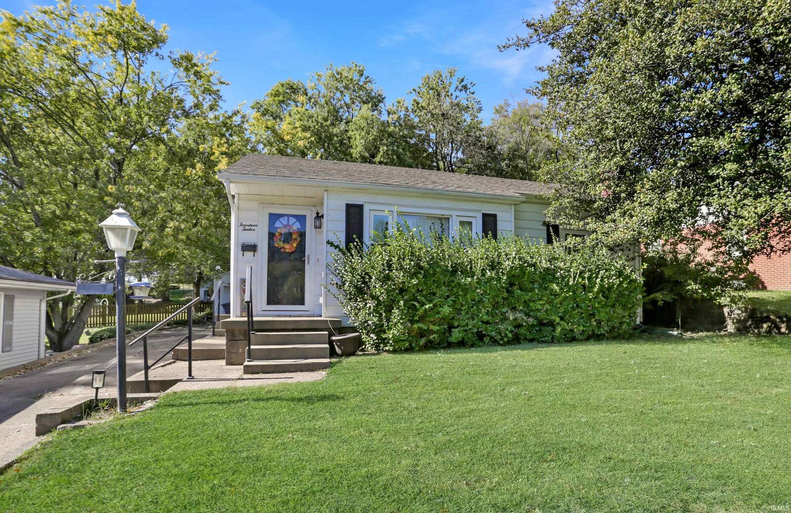 Property Photo:  1412 Russell Avenue  IN 47720