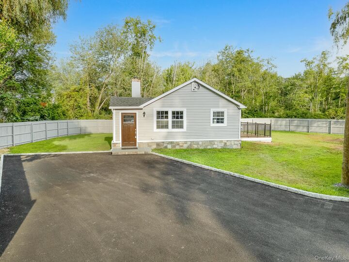 Property Photo:  3167 Lincoln Drive  NY 10547 