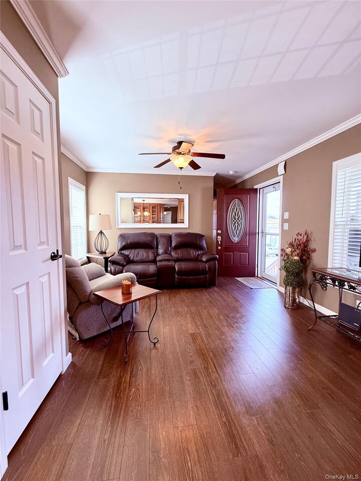 Property Photo:  3 N Mountain View  NY 10980
