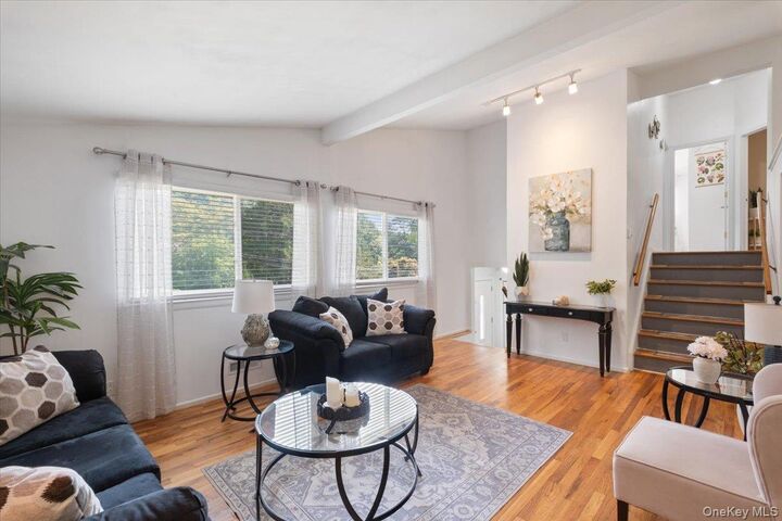 Property Photo:  149 Cortlandt Street  NY 10520