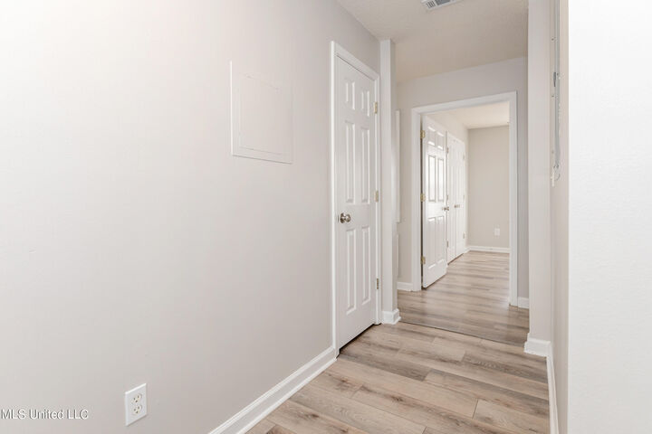 Property Photo:  197 Bellman Street  MS 39530 