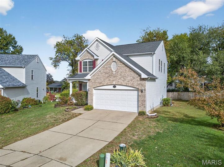 Property Photo:  460 Fortress Court  MO 63303