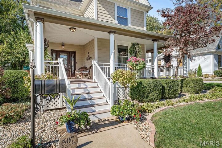 Property Photo: 507 N Clay Avenue MO 63122