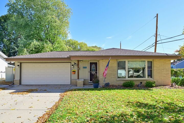 Property Photo:  6228 S 26th St  WI 53221