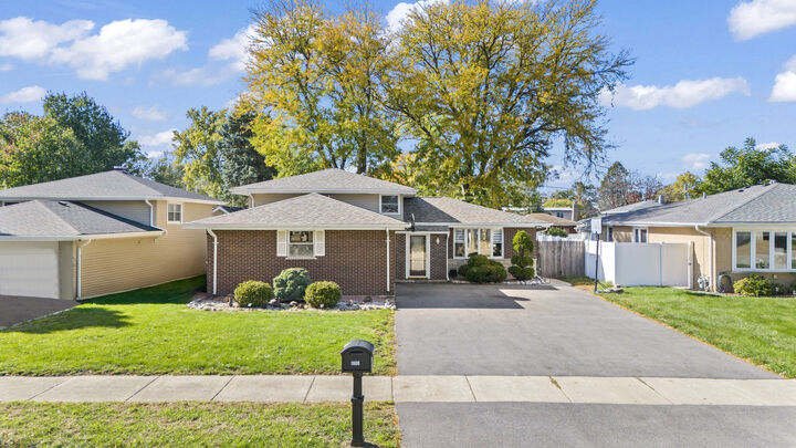10600 S Highland Avenue  Worth IL 60482 photo