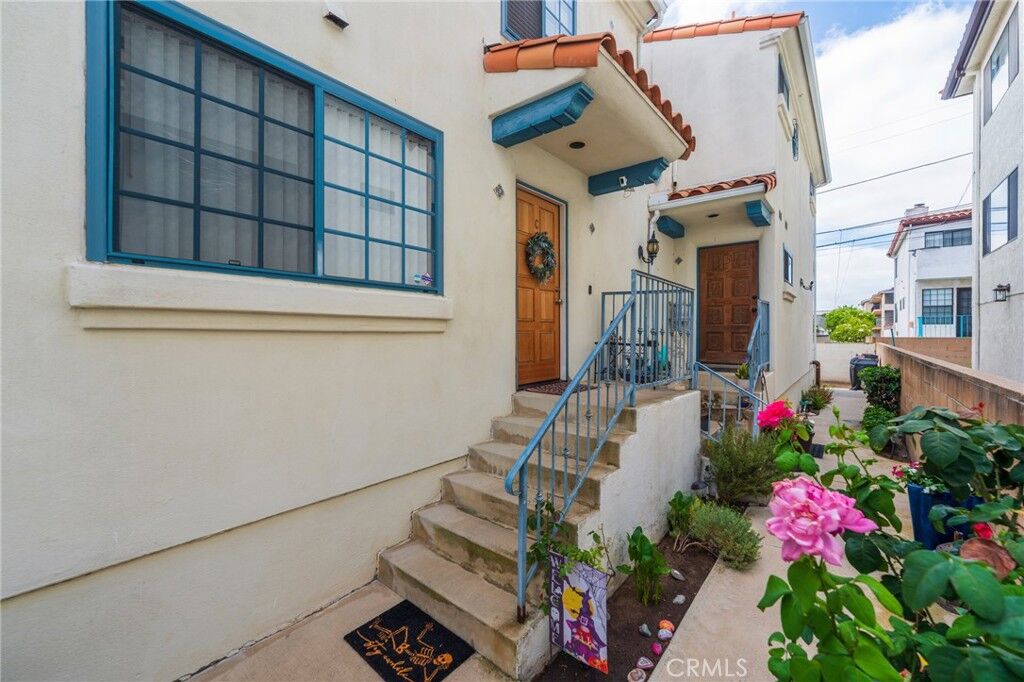 Property Photo:  1043 W 12th  CA 90731 