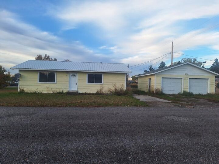 306 Dayton Street SE  Ronan MT 59864 photo