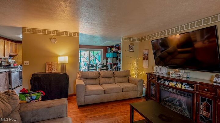 Property Photo:  8052 Castle Rock Drive NE  OH 44484 