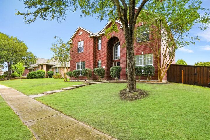 Property Photo:  1006 Hidden Creek Drive  TX 75002