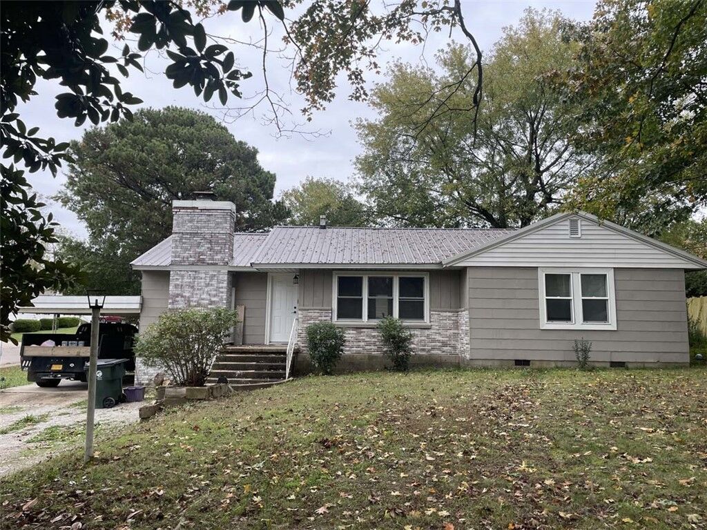 Property Photo: 714 High Street AR 72616