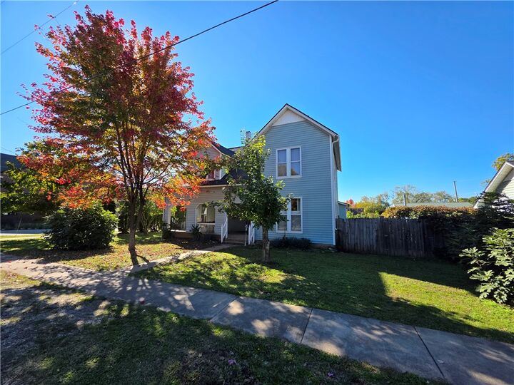 Property Photo: 501 NW C Street AR 72712