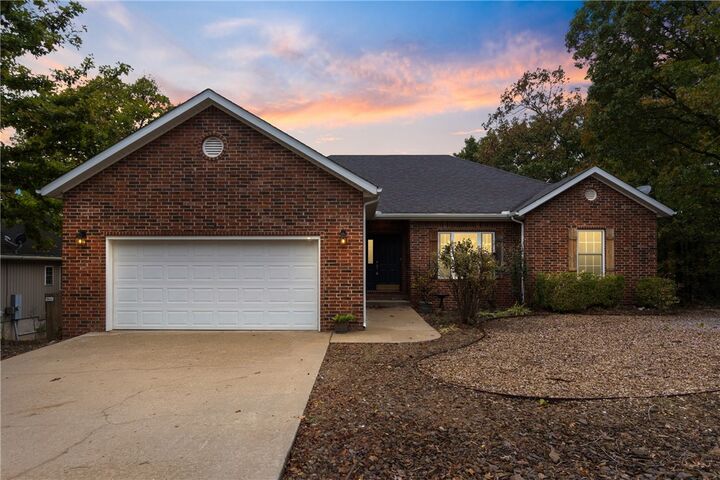 Property Photo: 6 Didcot Lane AR 72714