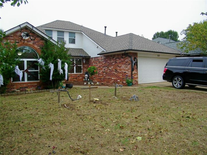 Property Photo:  617 Firelane Road  OK 73003