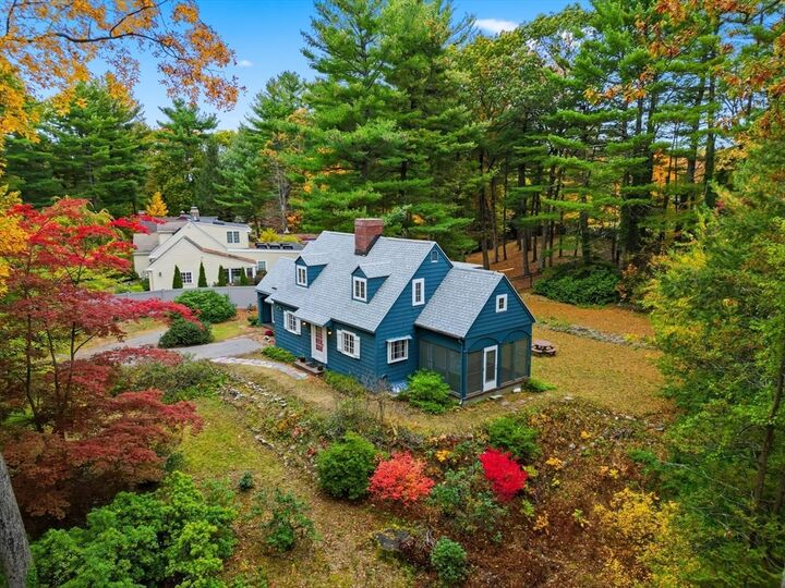 Property Photo:  82 Hillcrest Parkway  MA 01890 